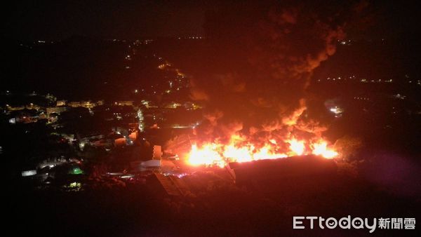 ▲▼嘉義工廠火警。（圖／記者翁伊森翻攝）
