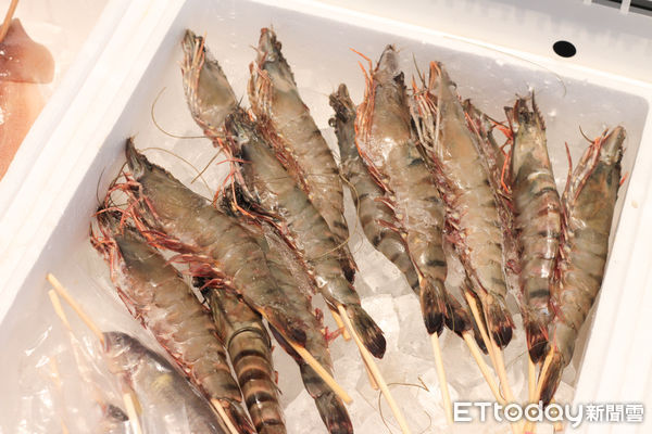 ▲JAPAN燒烤。（圖／記者黃士原攝）