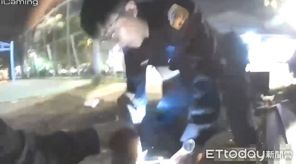 ▲警方埋伏逮捕性侵犯時，意外逮獲因酒駕遭通緝的親哥哥。（圖／記者陸運陞翻攝）
