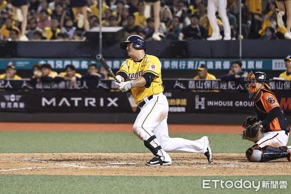 ▲中信兄弟陳俊秀。（圖／記者林敬旻攝）