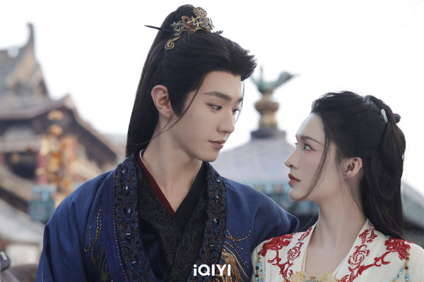 ▲李沁、陳哲遠主演《一笑隨歌》。（圖／iQIYI愛奇藝國際版提供）