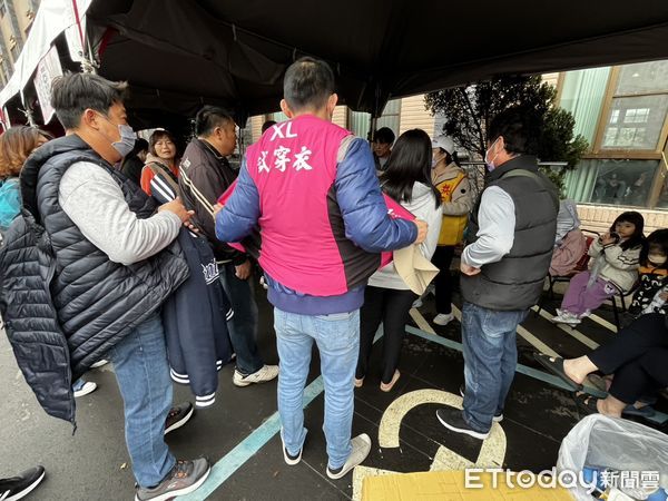 ▲▼苗栗白沙屯媽祖香燈腳報名現場。（圖／民眾提供）