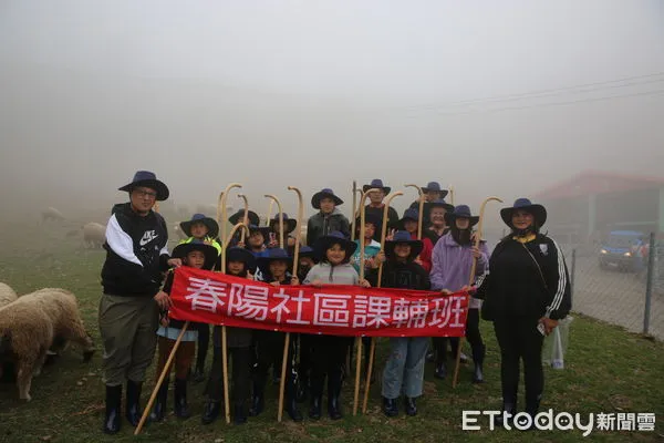 ▲清境農場與春陽社區發展協會、中寮石龍宮合作為弱勢兒童辦理「童心協綠．親近清境」活動。（圖／清境農場提供，下同）