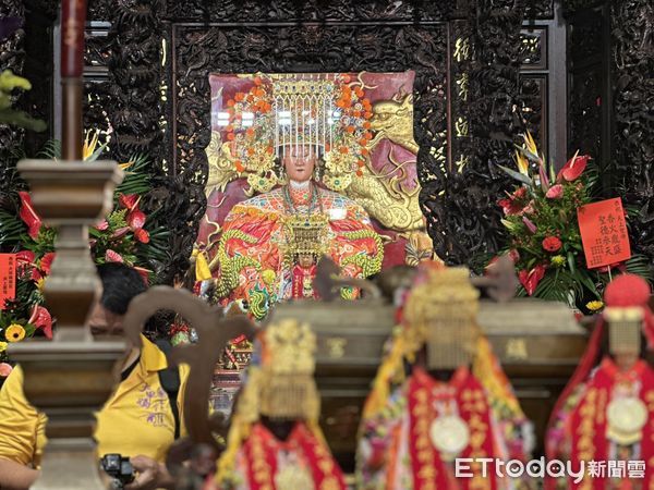 ▲▼顏清標,顏寬恒,媽祖,大甲媽。（圖／記者許權毅攝）