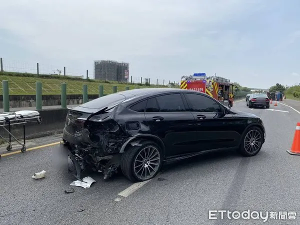 ▲▼      台82線快速道路西向29.5公里事故，釀７人受傷       。（圖／記者翁伊森翻攝）