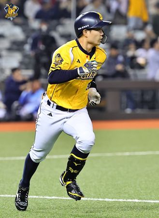 ▲江坤宇、黃博多。（圖／中信兄弟提供）