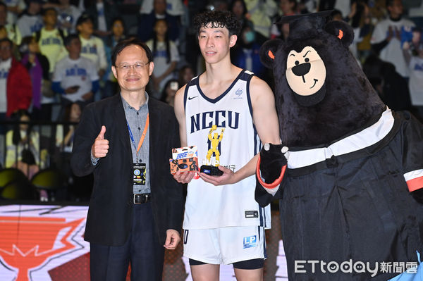 ▲▼2025UBA大專籃球聯賽決賽男子組冠軍戰，MVP政大宋昕澔。（圖／記者李毓康攝）