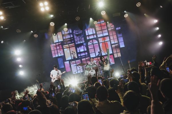 ▲▼持修亞巡開跑這點變了！連聚餐都在舉啞鈴　只吃「蒸蛋、青菜」。（圖／EMI提供）