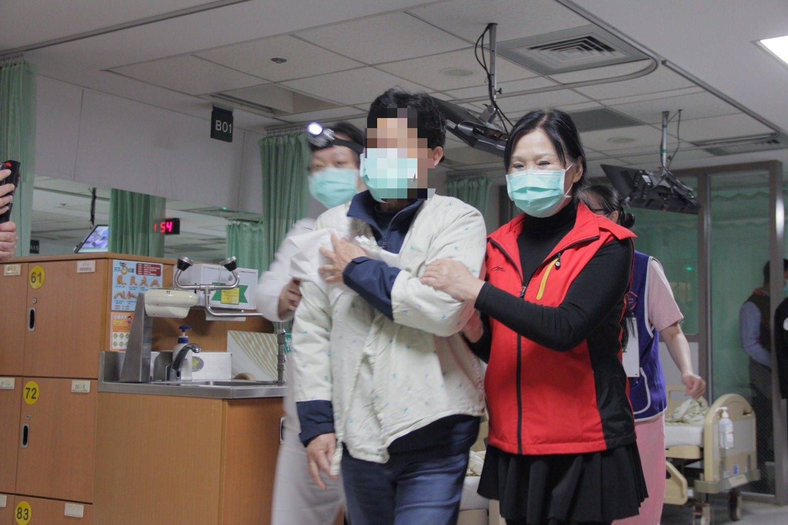 ▲基隆醫院火災自救疏散示範演練。（圖／記者郭世賢翻攝）