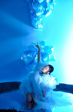 ▲▼KIAH衝首爾朝聖天王GD！。（圖／綺亞音樂提供）