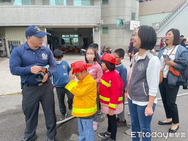 ▲▼ 嘉義縣消防局鹿草分隊  嘉有小小消防員！消防體驗熱鬧登場   。（圖／嘉義縣消防局提供）