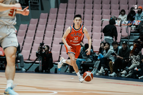 ▲領航猿宣布與後場核心白曜誠提前簽下4年延長合約。（圖／領航猿提供）