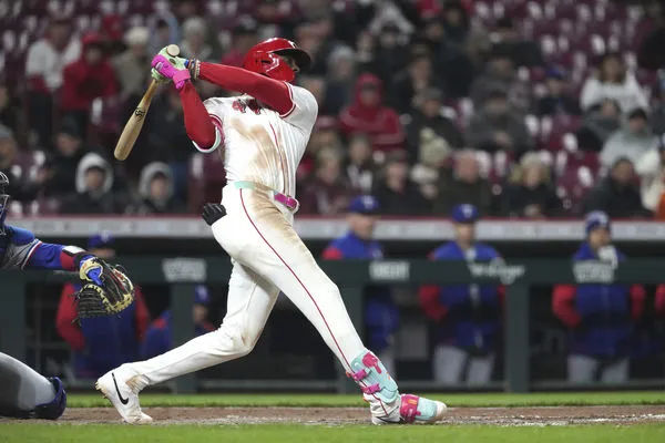 ▲▼紅人克魯茲使用「魚雷球棒」出賽。（圖／達志影像／美聯社）