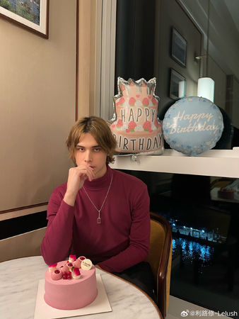 ▲《創造營》利路修退出演藝圈！　規劃4年「我終於徹底下班了」。（圖／翻攝自微博／利路修）