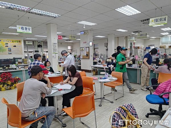 ▲自0121楠西地震重創台南，房屋損壞情形嚴重，市府共受理並完成4122件緊急評估案件其中，震災修繕補助已核撥1億7千多萬元。（圖／記者林東良翻攝，下同）