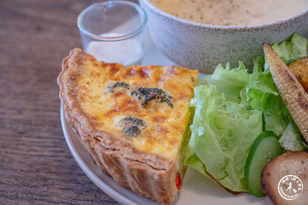 ▲▼台中大里美食|餐桌上的時光-藏身市場公園旁的老宅咖啡廳。（圖／部落客桃桃授權提供）