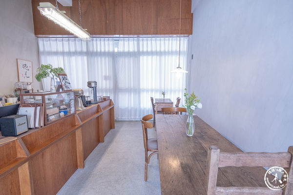 ▲▼台中大里美食|餐桌上的時光-藏身市場公園旁的老宅咖啡廳。（圖／部落客桃桃授權提供）
