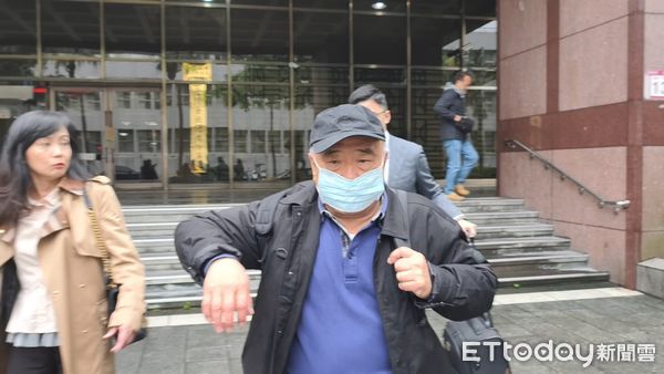 ▲▼京華城案被告吳順民1日首度到台北地院出庭，不認罪並批北市府官員「格局不夠高」。（圖／記者黃哲民攝）