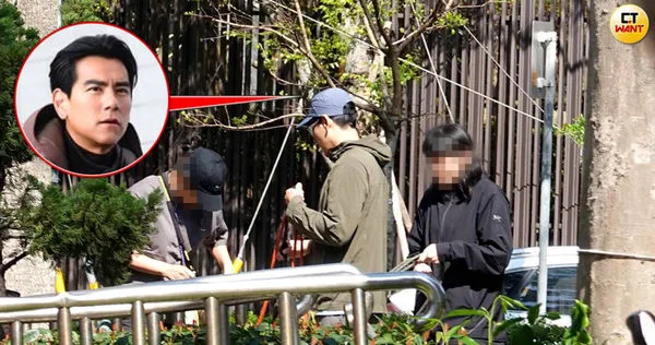 男神愛遛狗1／彭于晏爆新女伴日陪遛狗　台北街頭跟愛犬放風黏踢踢