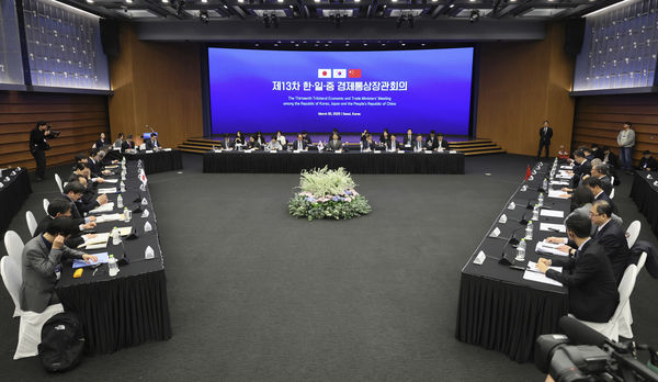 ▲▼2025年3月30日星期日，第13屆中日韓三方經濟貿易部長會議，在韓國首爾舉行。（圖／達志影像／美聯社）