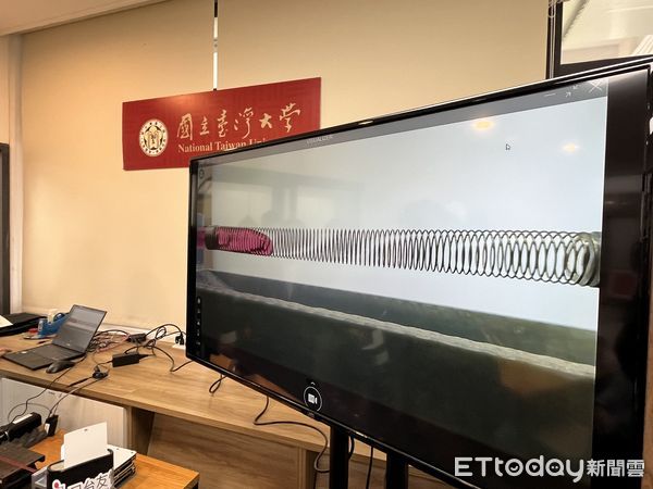 ▲▼台大機械系團隊，入選全球11個可參與國際太空站零重力的研究計畫之一。（圖／記者許敏溶攝）