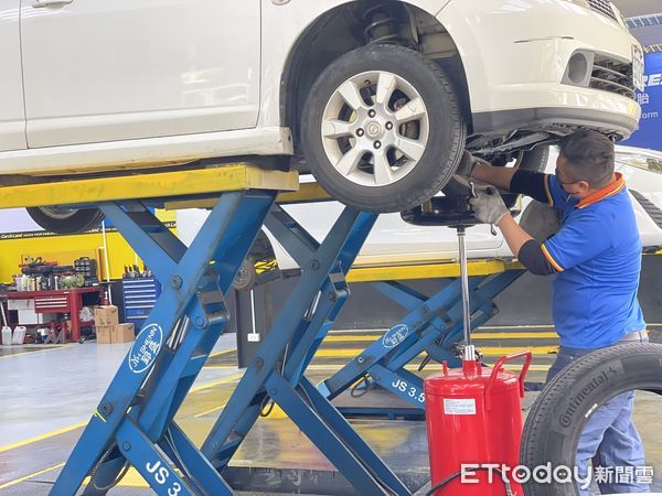 ▲深耕南台灣超過20年的「車之輪」汽車百貨，正式於台南市南區中華西路一段開設永華門市，新的據點更提供更舒適的購物與保養服務。（圖／記者林東良翻攝，下同）