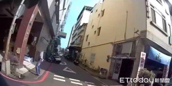 ▲▼「警察來了!」友人好意提醒，結果害逃了12年的通緝犯落網。（圖／民眾提供，下同）