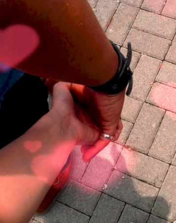 ▲▼賴銘偉在愚人節曬出和已逝女友的舊照。（圖／翻攝自賴銘偉IG）