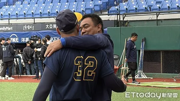 ▲▼       陳金鋒、羅戈      。（圖／記者王真魚攝）