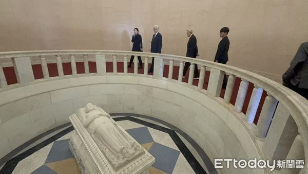 ▲▼ 國父逝世100週年、夏立言祭謁、中山陵、南京、20250403            。（圖／記者任以芳攝）