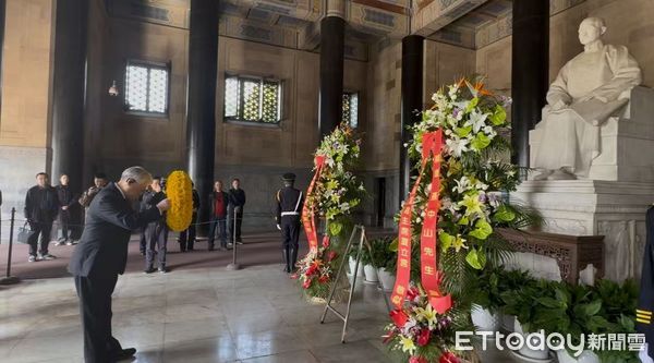 ▲▼ 國父逝世100週年、夏立言祭謁、中山陵、南京、20250403            。（圖／記者任以芳攝）