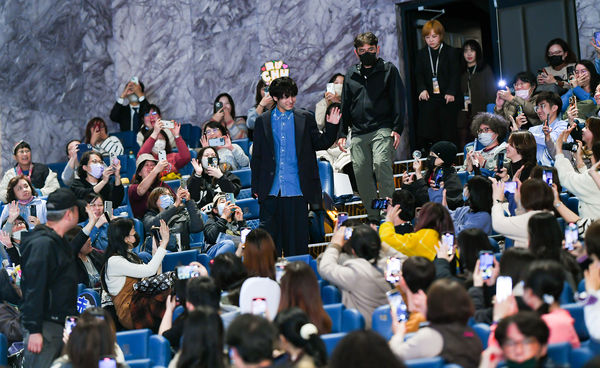 ▲▼「小可愛」長大了！赤楚衛二承諾：3年後練成肌肉男　寵台粉3天見千人。（圖／天馬行空提供）