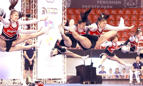 ▲日本帝京大學啦啦隊整齊劃一、PHARAOH 的洪意淳與陳彥佑完成二連霸。（圖／中華民國啦啦隊總會提供）