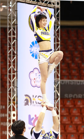 ▲日本帝京大學啦啦隊整齊劃一、PHARAOH 的洪意淳與陳彥佑完成二連霸。（圖／中華民國啦啦隊總會提供）