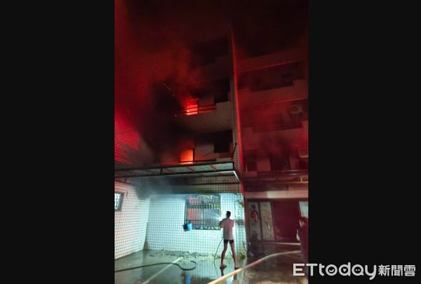 ▲▼苗栗火警1女墜樓。（圖／記者楊永盛翻攝，下同）