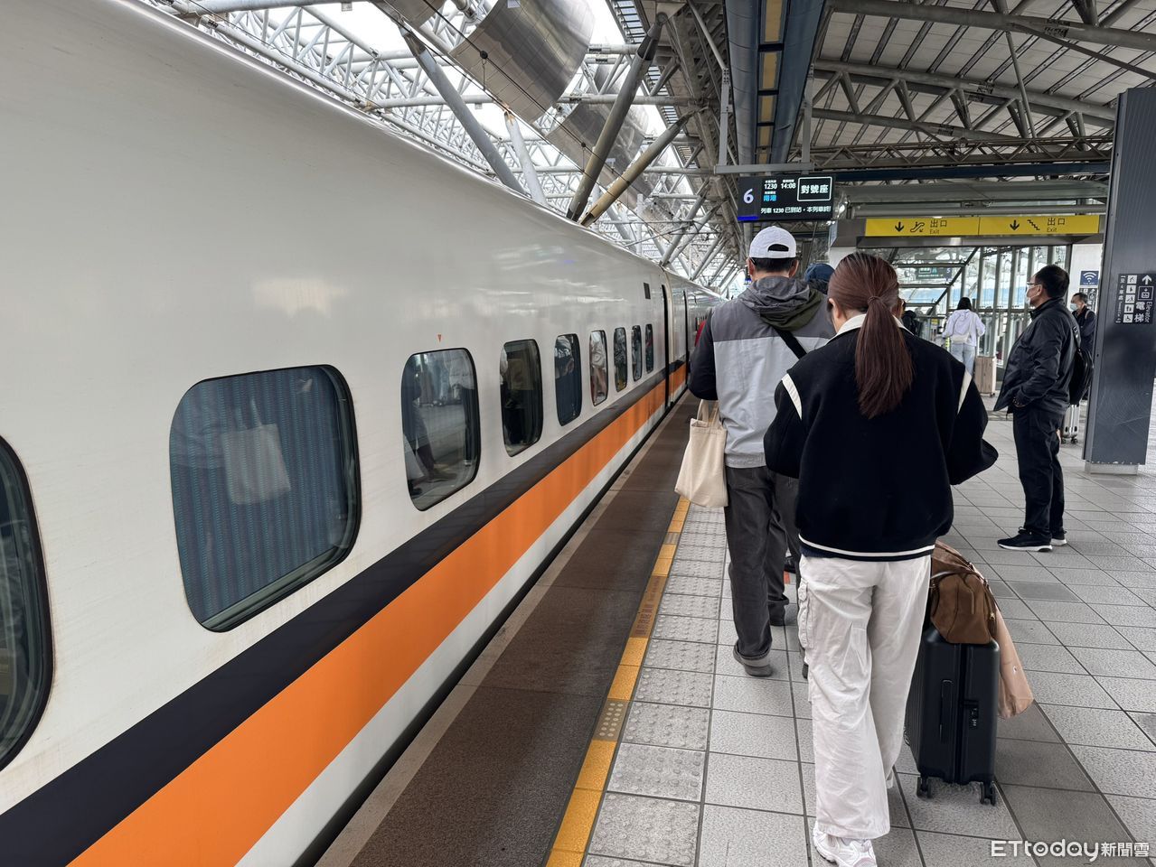 高鐵加碼28班「大學生寒假返鄉5折列車」 12/16起開放購票