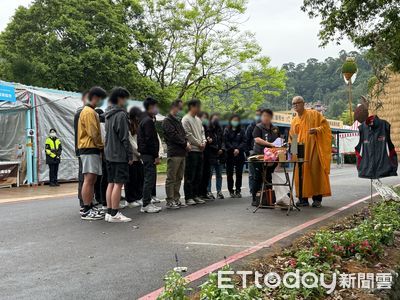 綠博小火車撞死人!死者兒心碎招魂:根本來不及…轟縣府責任最大