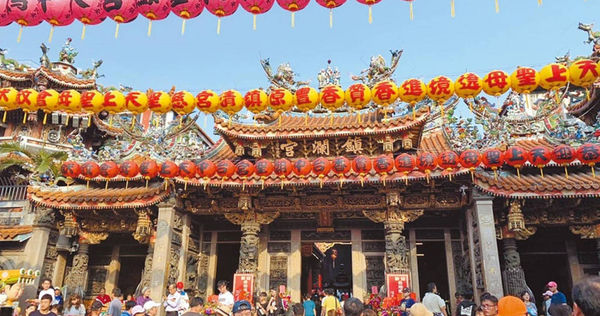 虔誠繞境助攻肌肉萎縮康復　大叔伴大甲媽逾20年：有願就有力