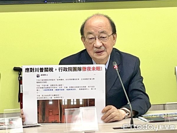 ▲民進黨立院黨團總召柯建銘於黨團召開記者會、時事回應。（圖／記者許靖騏攝）