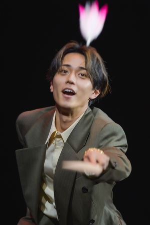 ▲▼直擊／活動剛開始「國寶級神顏」男星失蹤了！永瀨廉迷路突現身2樓。（圖／大鴻藝術BIG ART提供）