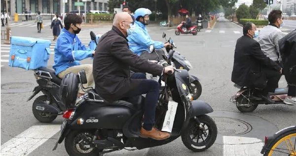 車行老闆出面解答，表示市面上所有的國產機車不論價錢，其實都只建議加92汽油，避免引擎積碳。（示意圖／達志／美聯社）