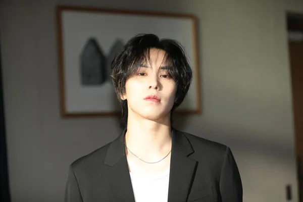 ▲▼韓星破天荒福利！ROCKY陪吃烤肉、一對一合照　票價最貴8000元。（圖／歐妮娛樂、WONIJIN CO提供）