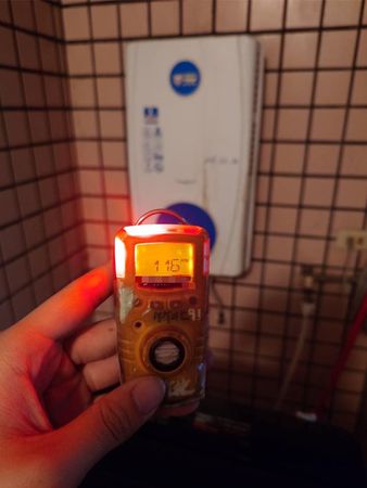 ▲▼ 新竹縣竹北市今(5)日清晨發生一家五口一氧化碳中毒事件 。（圖／翻攝自新竹縣政府消防局第一大隊竹北消防隊臉書）            。（圖／記者潘鳳威攝）