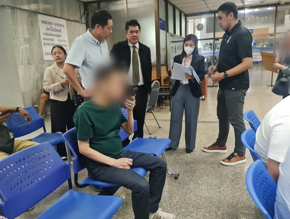 ▲▼陸男槍擊逃亡21年終落網！假冒越南人　躲泰國開麻辣燙店。（圖／翻攝自fm91bkk）