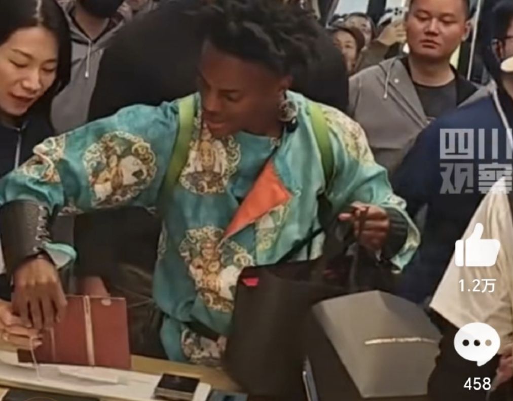 ▲網紅「甲亢哥」（IShowSpeed）中國行。（圖／翻攝微博）