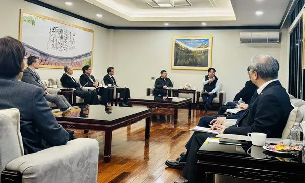 ▲▼總統賴清德因應美國關稅戰，5日下午與ICT產業大老在官邸舉行會商。（圖／總統府提供）