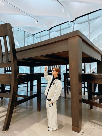 ▲「王子」邱勝翊放長假，和演藝圈的好友們一起前往美國洛杉磯，完成NBA慶生圓夢計劃。（圖／喜鵲娛樂提供）