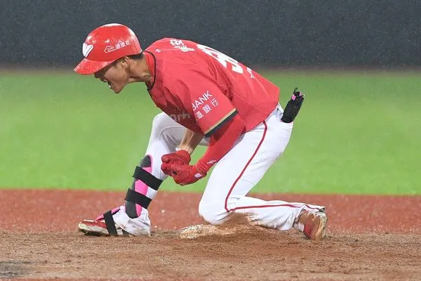 ▲味全龍隊曾聖安。（圖／味全龍隊提供）