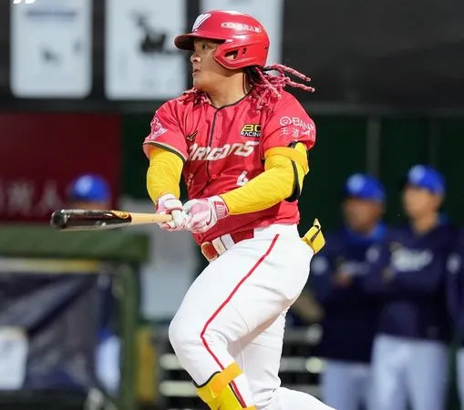 ▲味全龍隊吉力吉撈．鞏冠。（圖／味全龍隊提供）