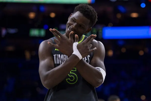 ▲灰狼「蟻人」艾德華茲狂轟37分，幫助球隊拿下5連勝。（圖／達志影像／美聯社）